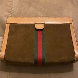 Vintage Gucci clutch